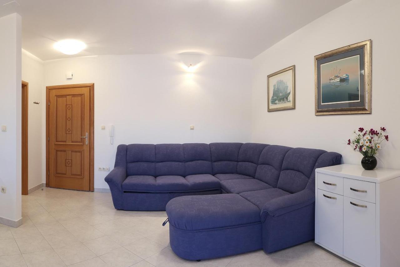 Apartments By The Sea Razanj, Rogoznica - 7484 Exteriör bild